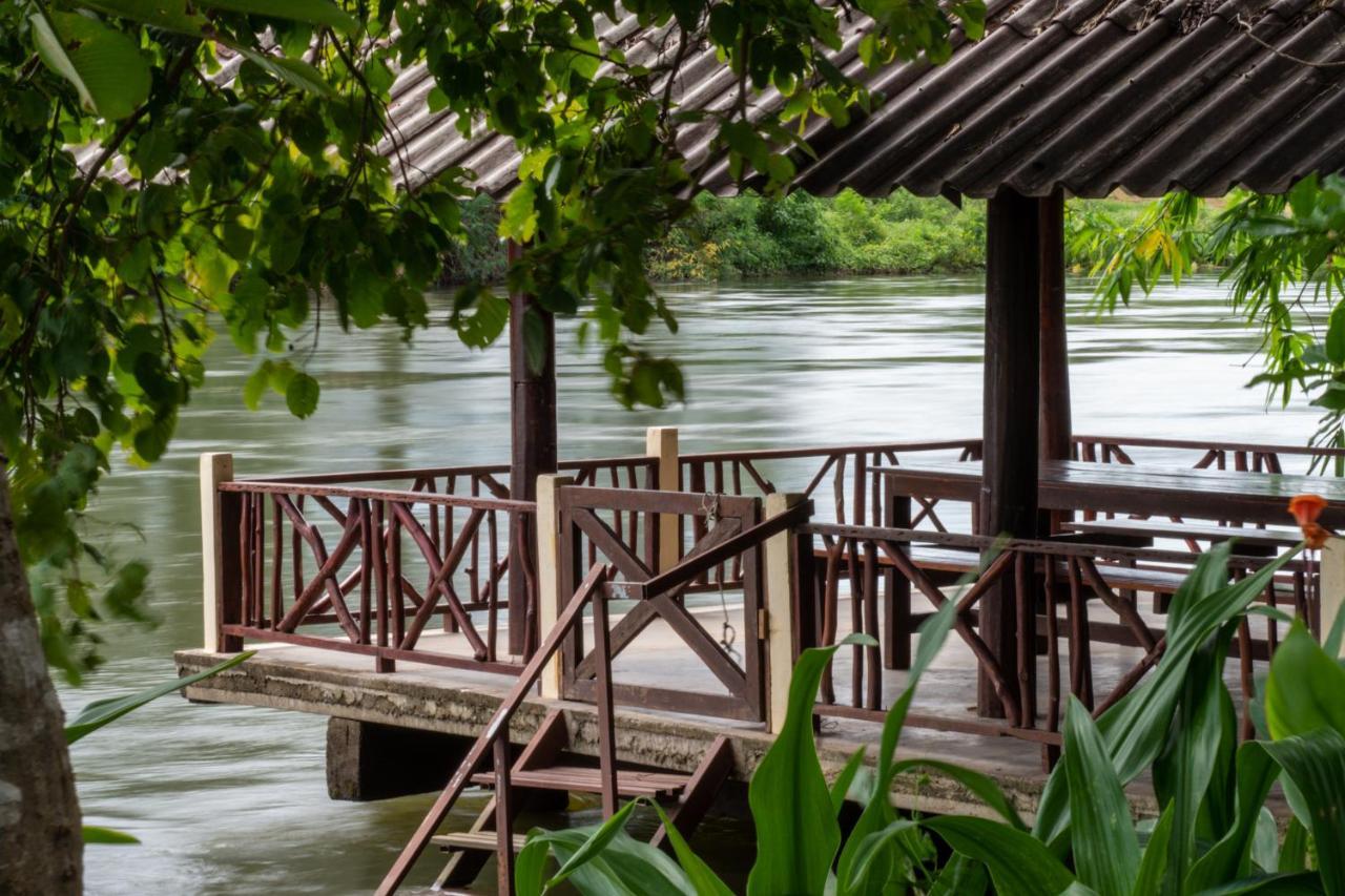 Hotel Ratmanee House Kanchanaburi Exterior foto